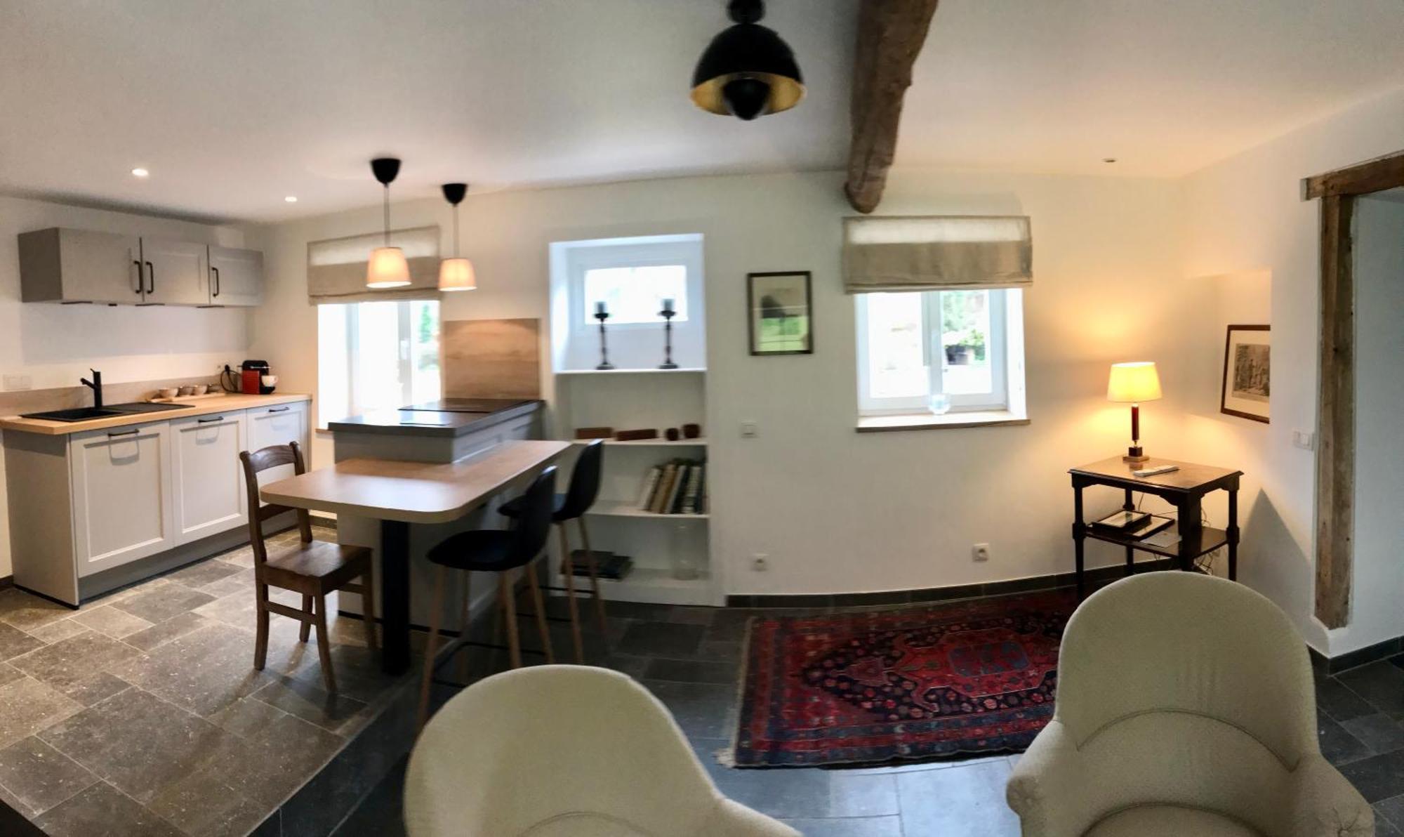 La Petite Maison Blanche Wanze Bagian luar foto